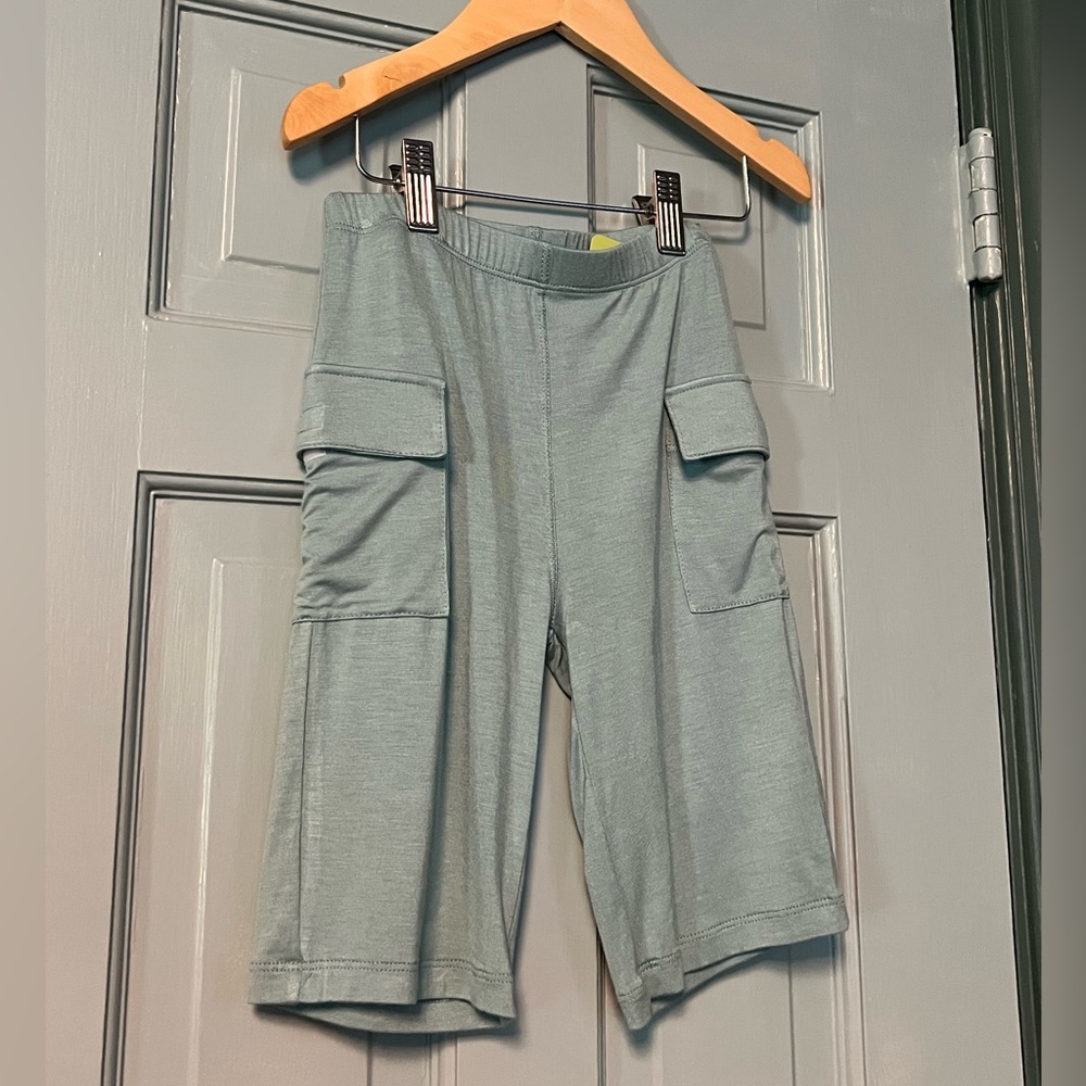 Rylee + Cru Bamboo Cargo Pocket Shorts Blue NWT
